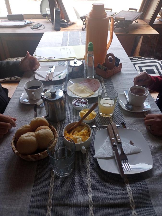 Hostal La Minga Chaiten Ngoại thất bức ảnh